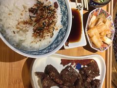 -肉魁屋·烧肉·烧鸟·酒场(高新店)