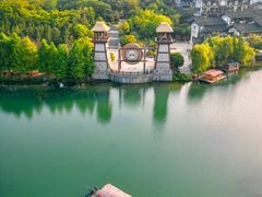 -茅山东方盐湖城景区