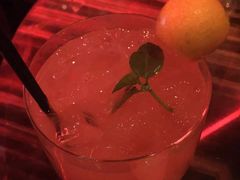 -OZONE 顶楼酒吧(香港丽思卡尔顿酒店)