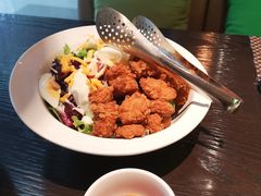 首尔炸鸡色拉-TAMATI(巴黎贝甜韩式西餐厅店)