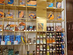 -VENCHI 闻绮(上海佛罗伦萨小镇店)