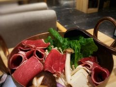 -鲔吞·和牛寿喜烧(闵行区绿瘦酒店)