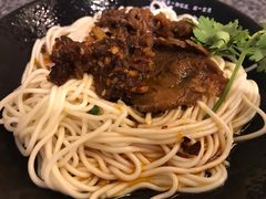 -黑白电视长沙小吃(美林M·LIVE天地东座店)