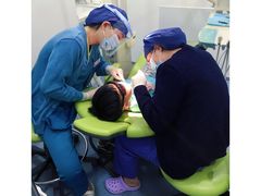 -岳辰齿科(浦东长泰店)