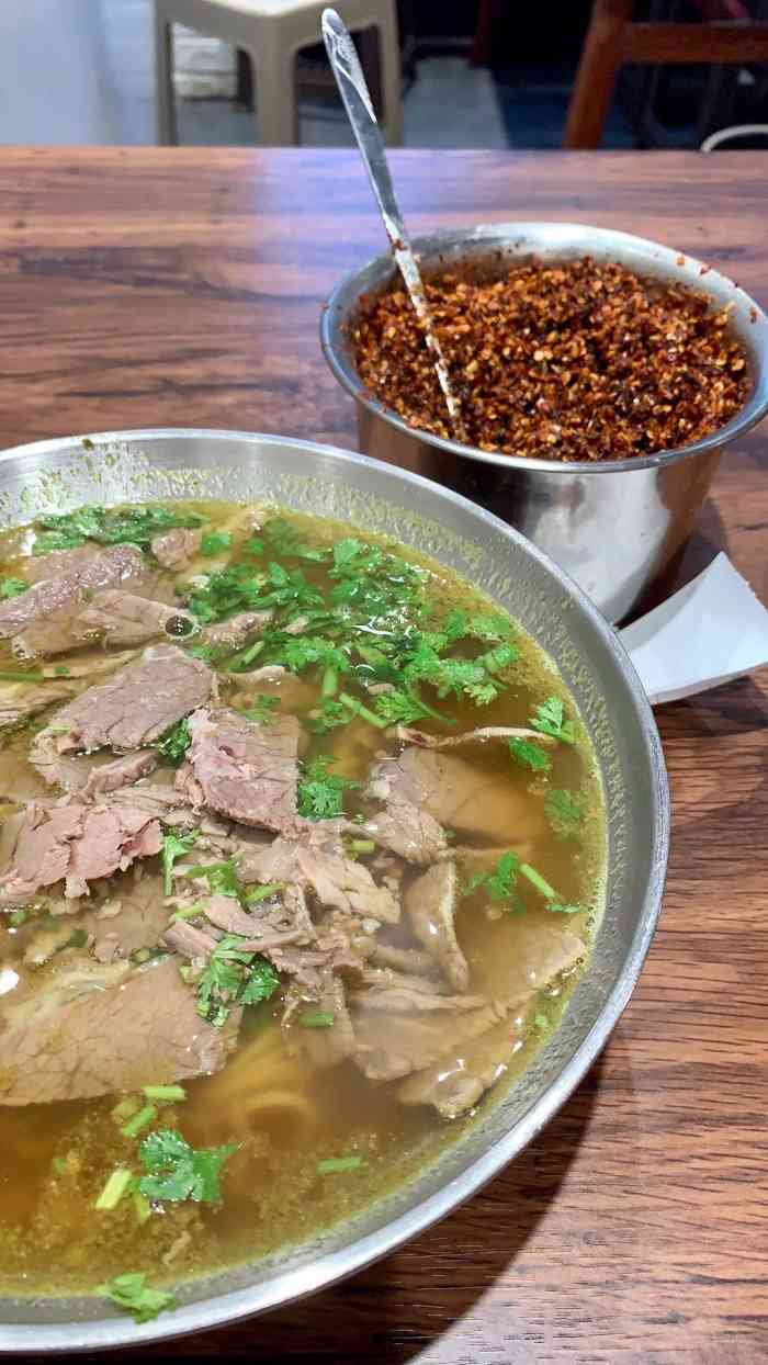 正宗吴记拉面(凤凰城店)