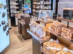 -Laderach 莱德拉(上海环贸iapm店)