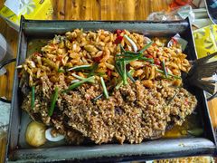 -宏兴烤鱼山庄(宣恩总店)
