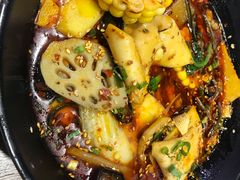 -张氏宽窄巷成都名小吃(王府井二店)