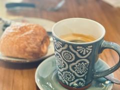 -Le Banneton Café French Bakery