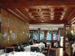 -八府香鸭·啫啫煲(华山路店)