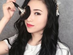 -金夫人化妆摄影职业培训学校