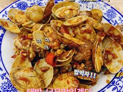 -江城燕子大排档(江汉路步行街店)