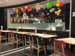 大堂-必胜客(漕宝路店)