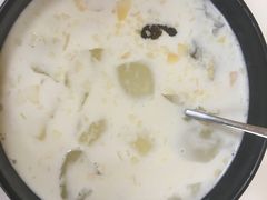 -志龙皇冠吃货椰子铺