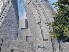 -暴风岛沉浸式体验馆(百联世纪店)
