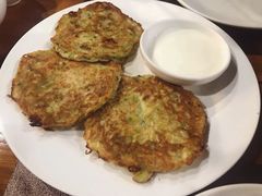 西葫芦饼配酸奶-TUK土耳其餐厅·下午茶(卢湾店)