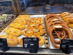 -Dough&Joe团憩(瑞虹天地月亮湾店)