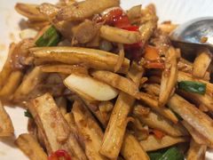 -宴来湘聚·湘粤菜(国投财富广场店)