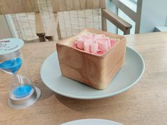 -蜜桃餐厅·伴山(湖滨商业街店)