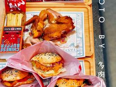 -塔斯汀中国汉堡(江南万达店)