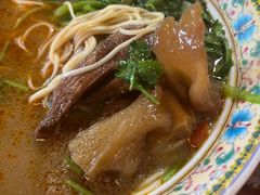 -金杨拉面王小吃面馆·牛三宝面·红烧牛肉粉