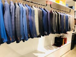 -优刻西服西装定制(金轮国际广场店)