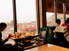 靠窗位-蛙蛙叫干锅年代(簋街总店)