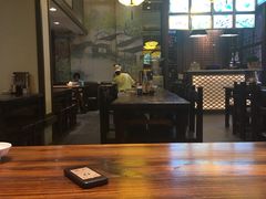 -遵义虾子张六羊肉粉(地王店)
