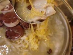 五花肉酸菜血肠锅-小俩口烧烤东北菜(双井店)