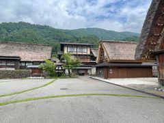 -白川乡与五箇山的合掌构造村落