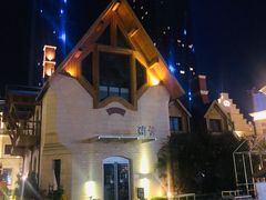 -LENBACH兰巴赫西餐啤酒坊(大连东港店)
