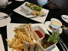 -行者书屋大堂吧 ·下午茶(南京圣和府邸酒店)