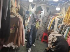 -吴山路夜市