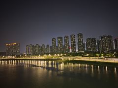 -南京眼步行桥
