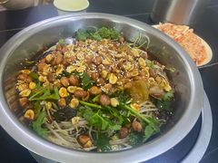 -周良天山牛杂城(天山路总店)