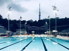 -越秀山游泳场