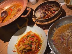 -吃饭皇帝大土家民族菜(正大广场店)