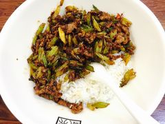 3⃣️芹菜牛肉-德天顺盖码饭(人民西路店)
