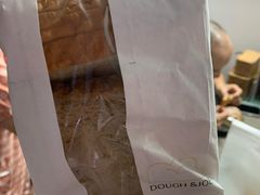 -Dough&Joe团憩(瑞虹天地月亮湾店)