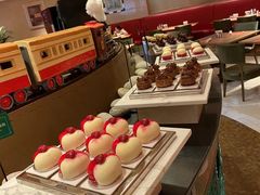 -咖啡苑自助餐厅·中国大饭店