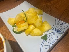 青柠拌菠萝-云海肴云南菜(正大广场店)