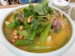 -手抄板凳江南菜(湖滨商业街店)