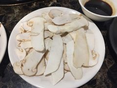 -菌海森林·非遗野生菌火锅(西山区滇池路摩根道店)