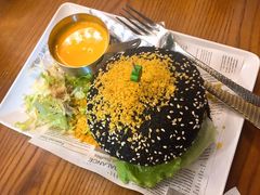 瀑布芝士牛肉汉堡-肥韬茶餐厅(南山mini店)