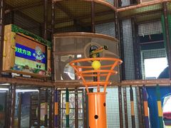 -蒙特利亲子乐园