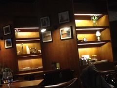 -JINNS锦时 steak&pizza(浸信会礼拜堂旧址店)
