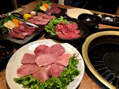 -炼火烤肉店