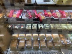 零售区-红宝石·鲜奶小方(莘庄龙之梦店)