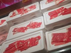 -四囍码头海鲜烧烤自助火锅(外滩南京东路悦荟广场店)
