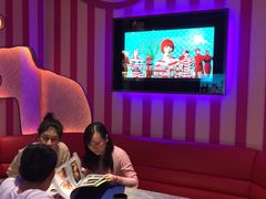 -米乐星世界KTV